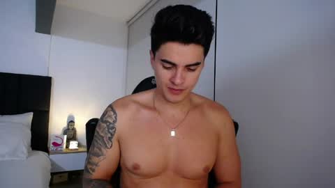 Snapshot of christianvalenzia chatting on 05.17.26 Christian online show from 05.17.26