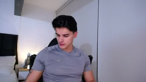Snapshot of christianvalenzia chatting on 06.11.26 Christian online show from 06.11.26