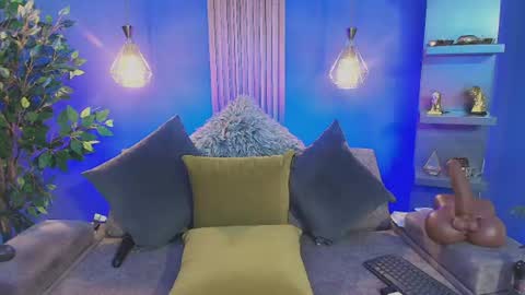 Christiekroes online show from 06.22.26