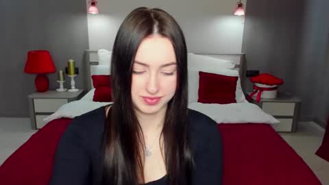 Snapshot of christinaflorence chatting on 06.15.26 Christina Florence online show from 06.15.26