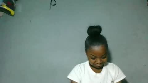 Snapshot of christine985 chatting on 10.26.25 christine985 online show from 10.26.25