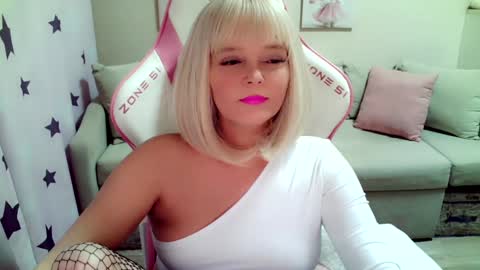 Christi online show from 02.08.25