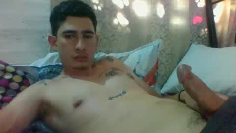Snapshot of christoper_dick chatting on 12.22.24 Petite Horny and chistoper dick online show from 12.22.24