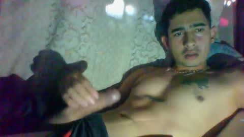 Snapshot of christoper_dick chatting on 01.17.25 Petite Horny and chistoper dick online show from 01.17.25
