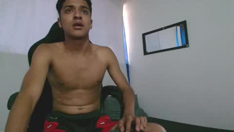 Snapshot of christopher_6969 chatting on 12.19.25 Christopher online show from 12.19.25