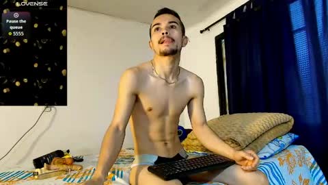 CHRISTOPHER online show from 05.04.26