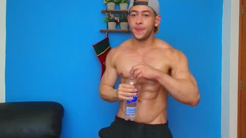 Snapshot of christopher_w chatting on 12.22.24 Christopher online show from 12.22.24