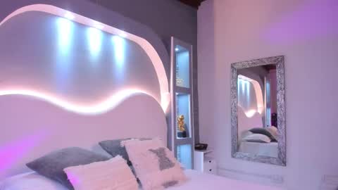 Snapshot of christopher_whitaker chatting on 02.09.26 christopher_whitaker online show from 02.09.26