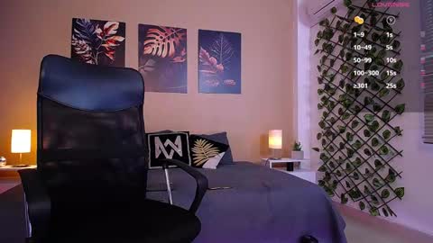 Christopher Black online show from 02.10.26