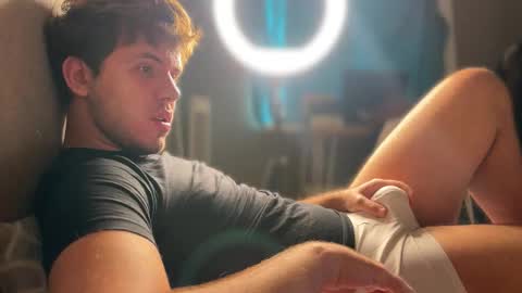 Christopher online show from 10.31.25