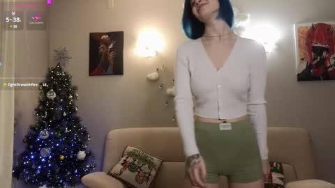 Snapshot of christy_memeow chatting on 01.11.25 christy memeow online show from 01.11.25