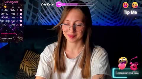 ChristyCrayme online show from 10.18.25