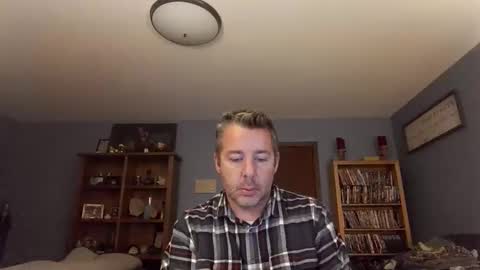 Snapshot of chrisw8121 chatting on 11.18.25 chrisw8121 online show from 11.18.25