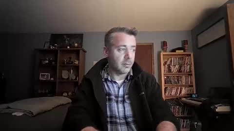 chrisw8121 online show from 02.12.26