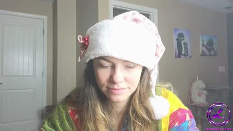 Snapshot of chroniclove chatting on 12.23.24 Marley online show from 12.23.24