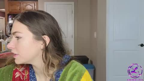 Snapshot of chroniclove chatting on 02.12.25 Marley online show from 02.12.25