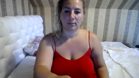 Snapshot of chrystalbella chatting on 08.01.26 Diana online show from 08.01.26
