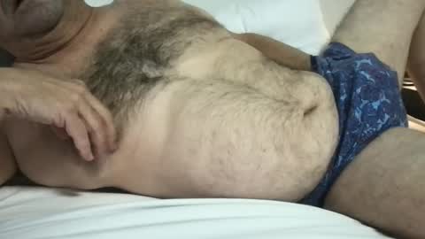 lOOking4me online show from 12.15.25