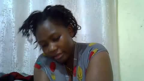 DivaDee online show from 04.21.26