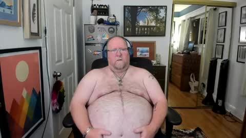 Snapshot of chubbybaybear chatting on 02.16.25 Chubby online show from 02.16.25