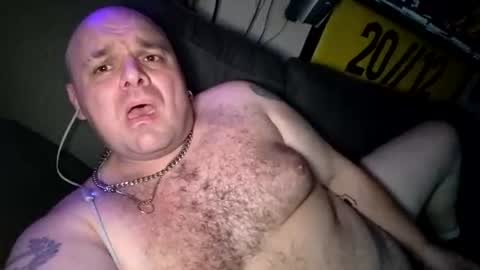 chubbyman44 online show from 06.10.26