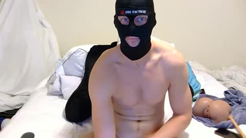 Snapshot of chuck5566 chatting on 12.18.25 chuck5566 online show from 12.18.25