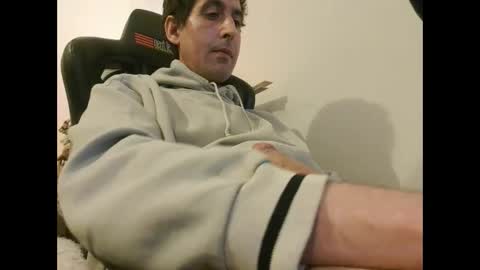 chuckyaegar1982 online show from 12.08.24