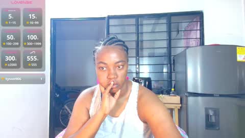 Snapshot of ciaraebonyxxx chatting on 04.06.26 ciaraebonyxxx online show from 04.06.26