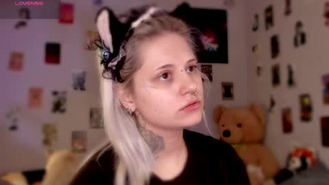 Snapshot of cigaretteduringsex chatting on 04.27.26 Helen and Teya online show from 04.27.26