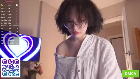Snapshot of cinacandy chatting on 06.05.26 L online show from 06.05.26