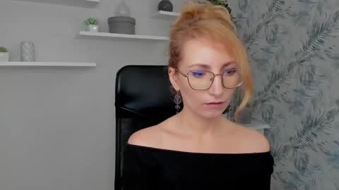 Cinderella online show from 03.02.26