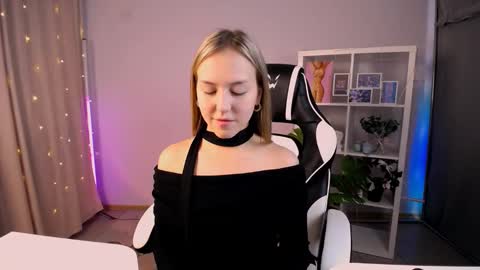 Snapshot of cindylovesmith chatting on 03.15.26 cindylovesmith online show from 03.15.26