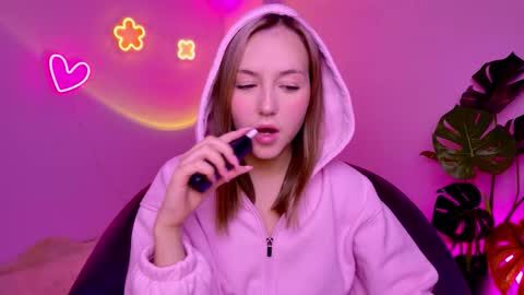 Snapshot of cindylovesmith chatting on 03.30.26 cindylovesmith online show from 03.30.26