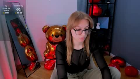 Snapshot of cindymori chatting on 02.12.26 cindymori online show from 02.12.26