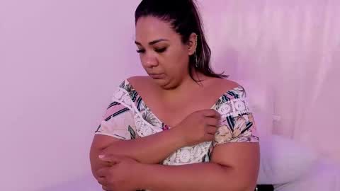 Nailha online show from 03.06.26