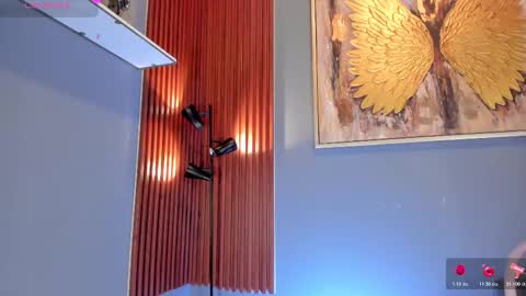 Snapshot of cinnia_ chatting on 03.12.26 Cintia online show from 03.12.26