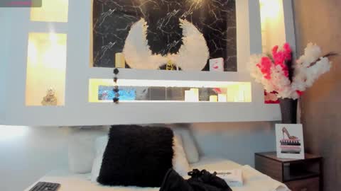 Snapshot of cinthya_mjs chatting on 10.01.25 Cinthya online show from 10.01.25