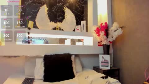 Snapshot of cinthya_mjs chatting on 10.09.25 Cinthya online show from 10.09.25