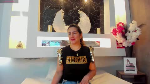 Snapshot of cinthya_mjs chatting on 10.18.25 Cinthya online show from 10.18.25