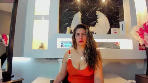 Snapshot of cinthya_mjs chatting on 10.20.25 Cinthya online show from 10.20.25