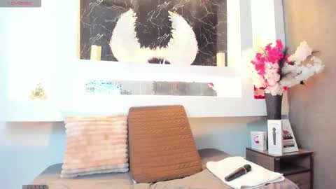 Snapshot of cinthya_mjs chatting on 11.06.25 Cinthya online show from 11.06.25