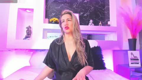 Cinthya  online show from 02.24.26