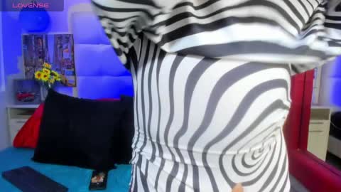 cinthya_walker1 online show from 04.30.26