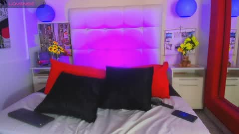 cinthya_walker1 online show from 05.05.26
