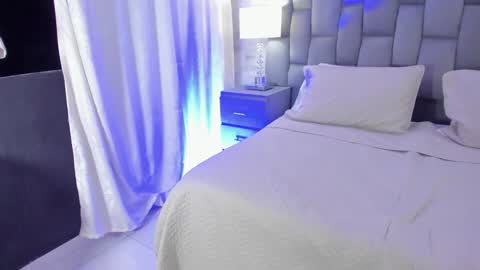 CintiaCollins  online show from 12.05.24