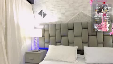 CintiaCollins  online show from 12.17.24