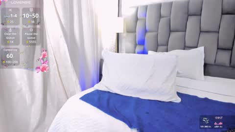 CintiaCollins  online show from 12.22.24