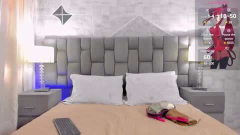 CintiaCollins  online show from 12.26.24