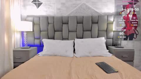 CintiaCollins  online show from 12.26.24