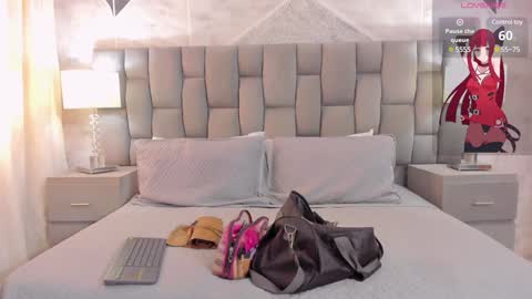 CintiaCollins  online show from 01.16.25